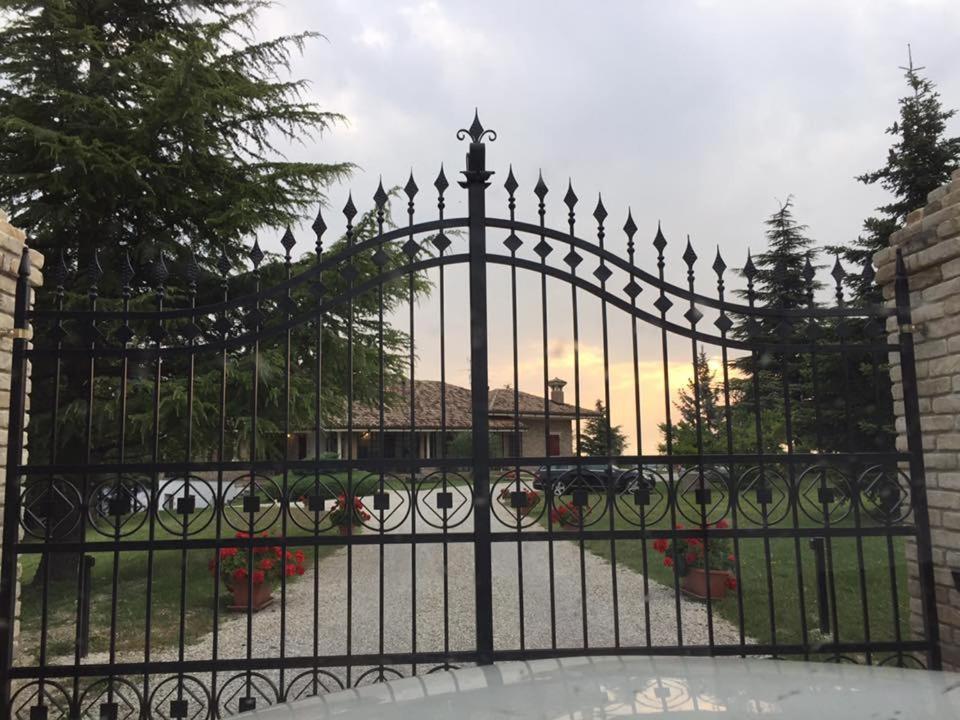 Agriturismo Ca Mignone Urbino Eksteriør billede